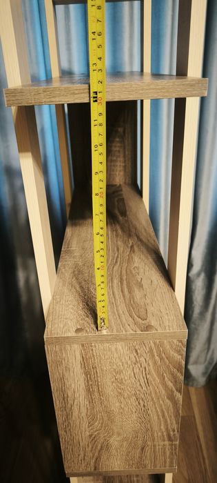 До Вашої уваги стелаж.