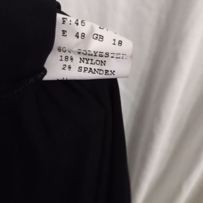Blusa cavada preta