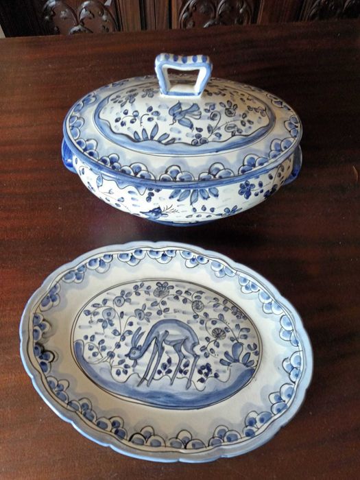 Porcelain terrine with plate430894926738892801