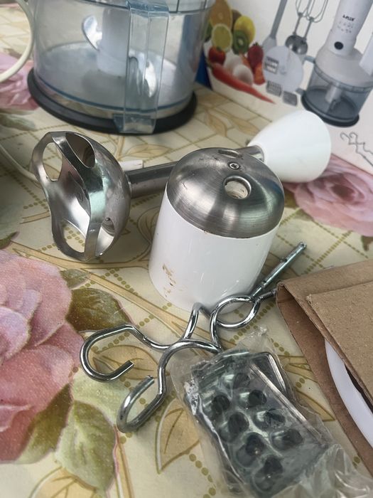 Кухонный комбайн на запчасти