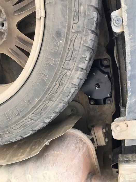 Кріплення запаски Хюндай Санта-Фе 2. 2006-12/Кіа Соренто 2.  2009-12