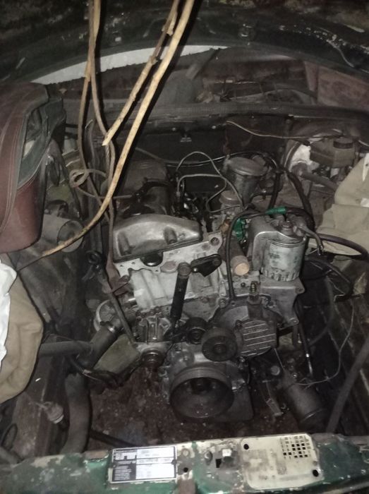 Мотор Мерседес Бенс 190с рабочий