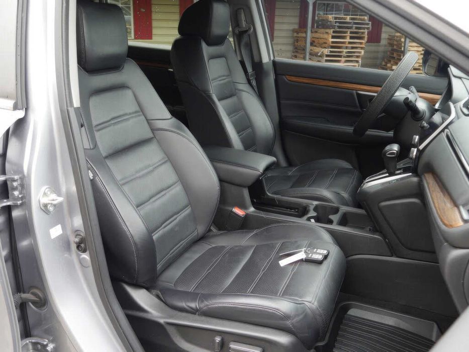 Honda CR-V Touring      2018