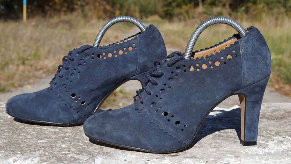 Замшеві черевики, ботінки Clarks softwear