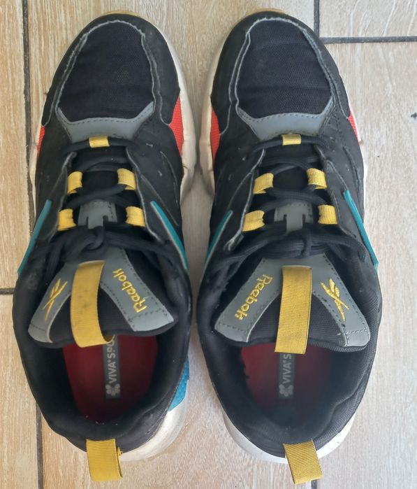 40.5р.Reebok кросівки унісекс