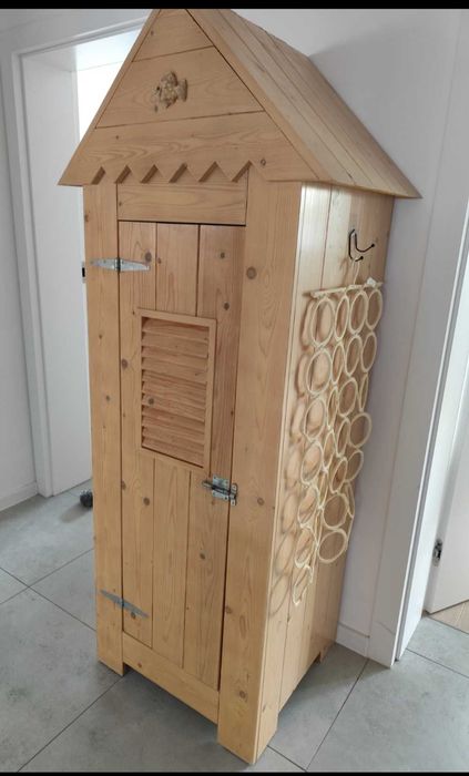 Szafka domek drewno