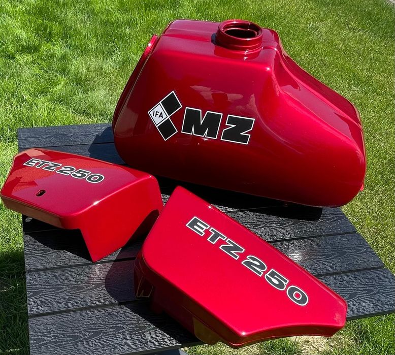 Zbiornik MZ etz 250 Bak.