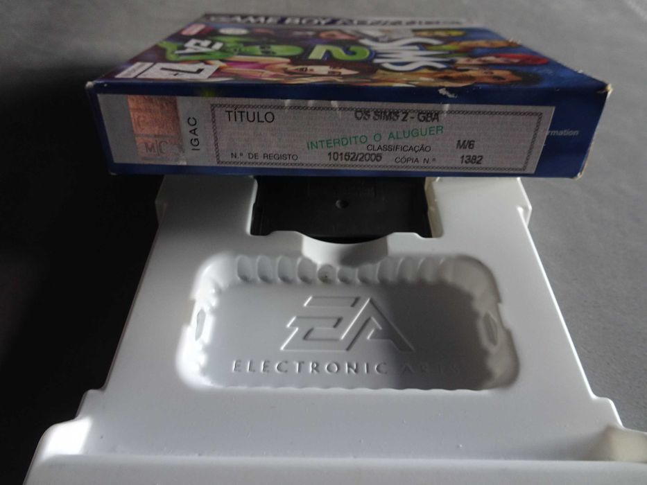 Jogo Game Boy Advance - The Sims 2