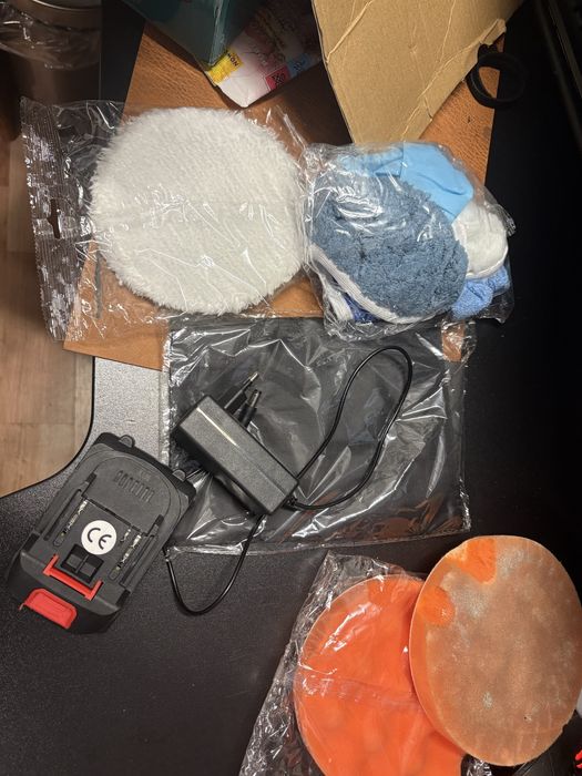 Bezprzewodowa polerka samochodowa