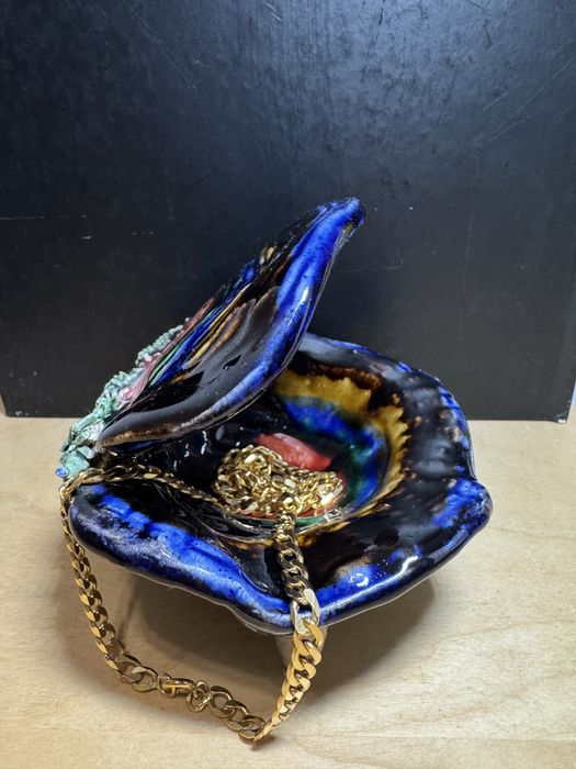 Ostra Escultura em faiança das Caldas