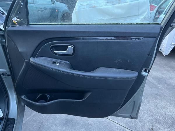 Fechadura / fecho porta frente direito KIA Carens IV