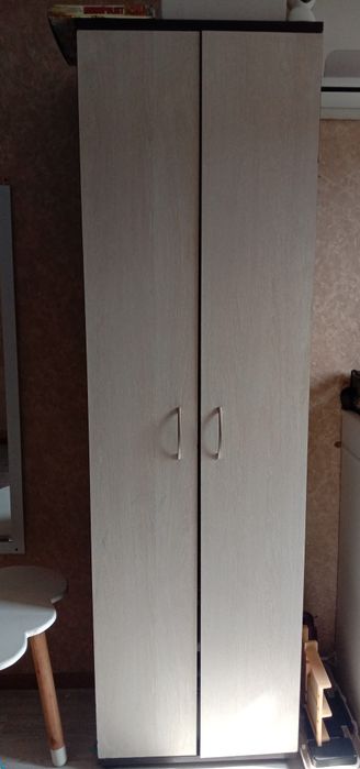 Шкаф в прихожую .