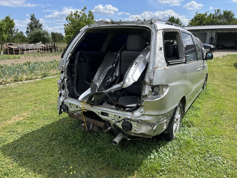 Тойота Превія toyota previa