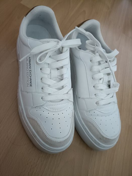 Buty Armani Exchange r.39