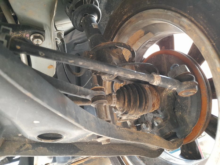 Caixa de direção MITSUBISHI Space Star Hatchback (A0_A)