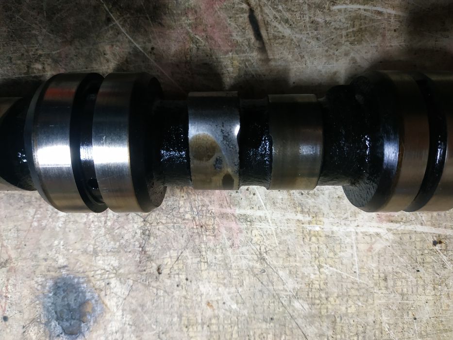 Розпредвал Чері Амулєт