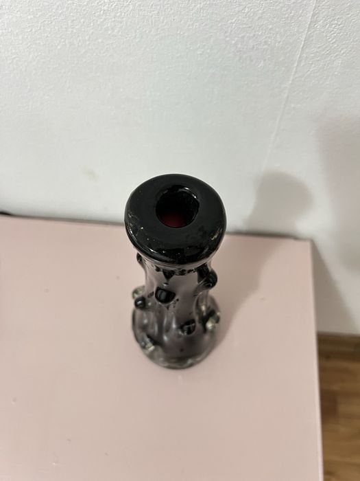 чорна ваза гутне скло