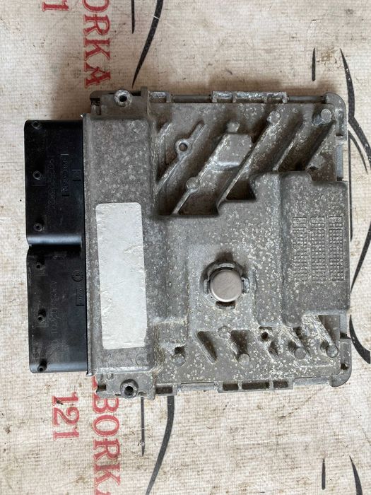 блок керування двигуном, мозги, двигатель audi q5 80a 2.0