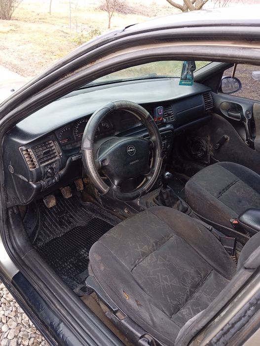 Opel vectra b 1.6 газ бензин