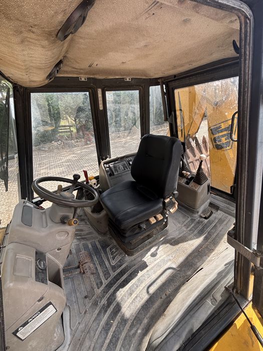 Jcb 3cx  retro escavadora