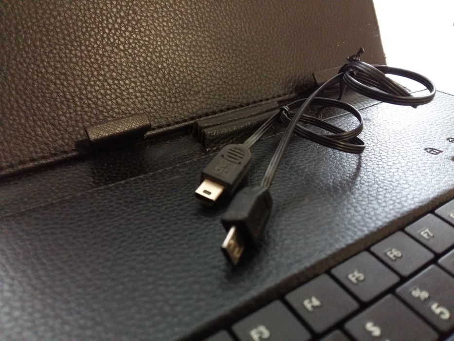 Teclado USB (Techancy) Teclado Tablet / Rato (Asus) - USB