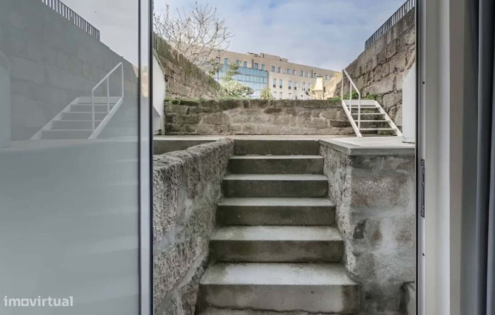 Spacious studio in Porto