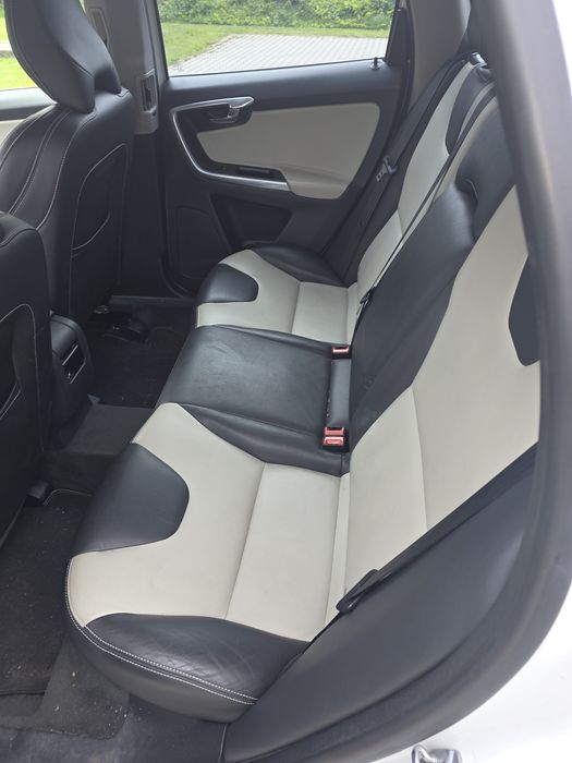 SprzedamVolvo xc60 2015