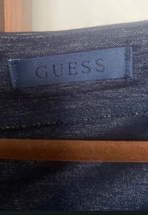 Granatowa sukienka Guess 36