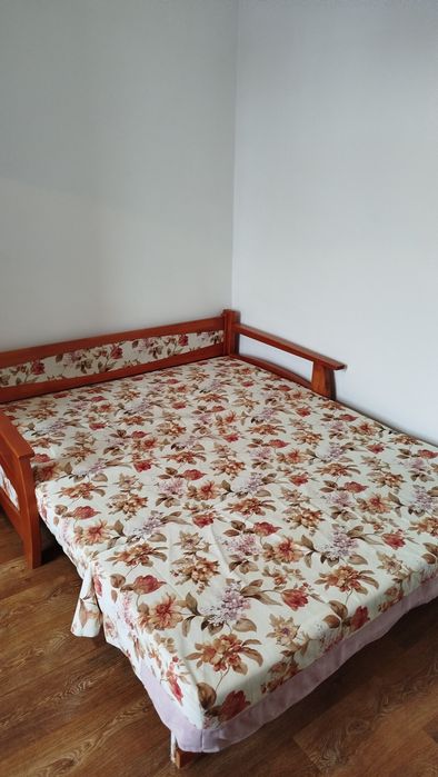 Продам диван в отличном состоянии