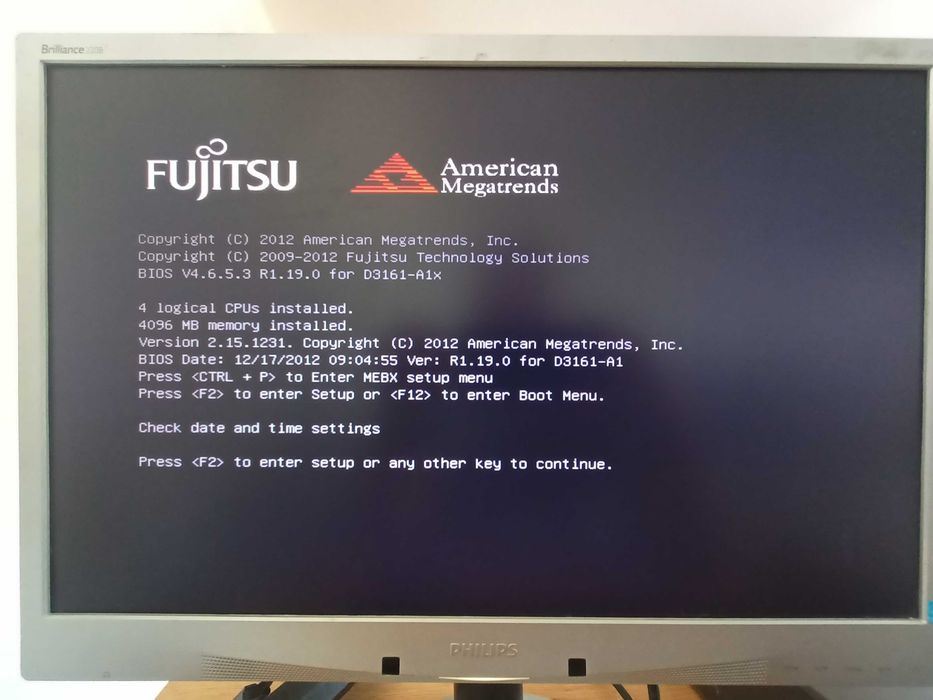 Komputer stacjonarny Fujitsu DT8