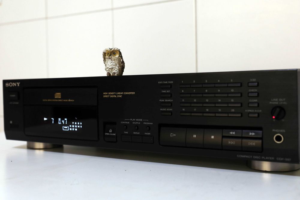 Sony CDP-597 Compact Disc Player
