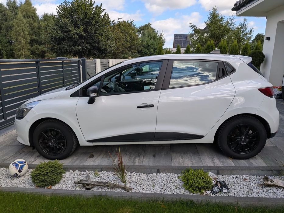 Renault Clio Renault Clio 4 2016r 140600km