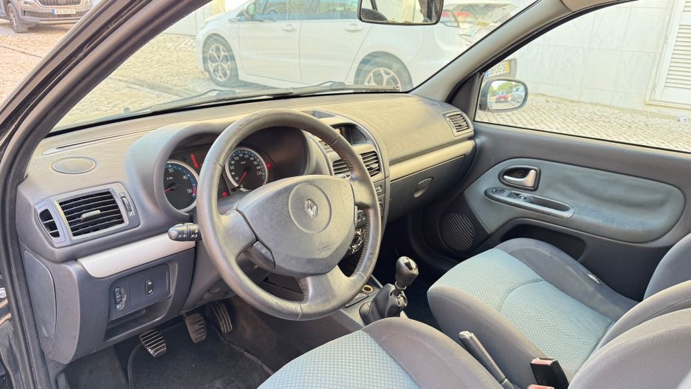 Renault Clio 1.5dci 2005 impecável!