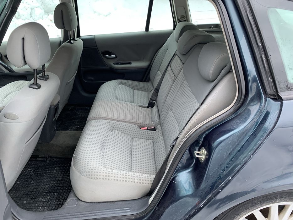 Продам своє авто 2003р