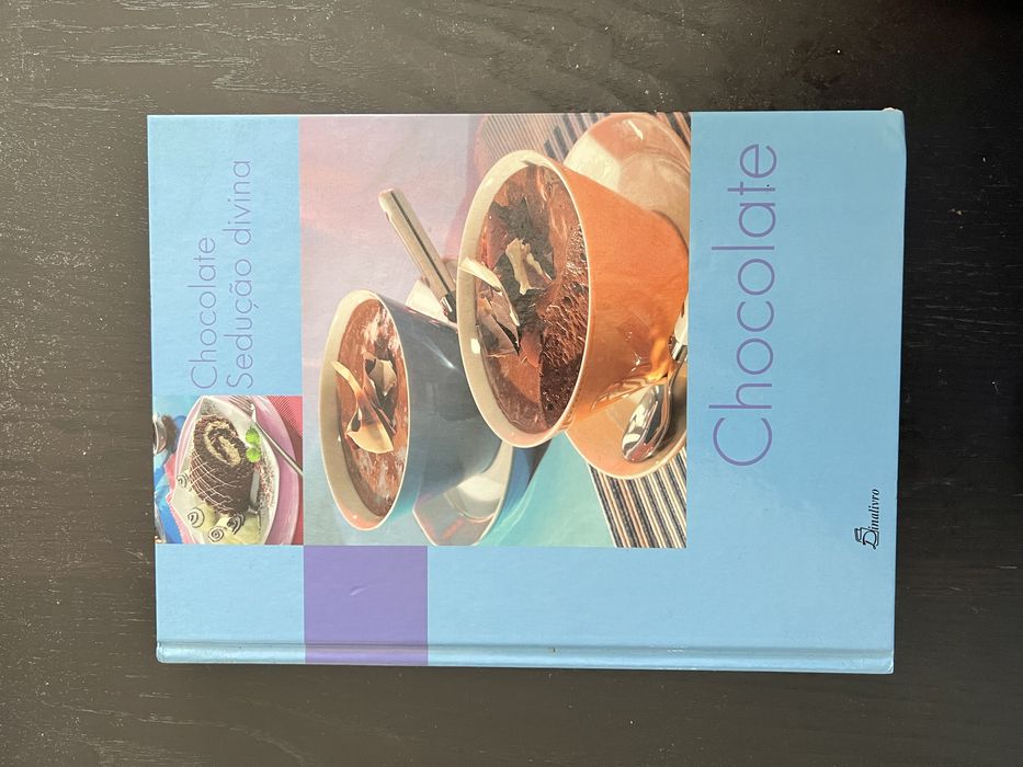 Varios livros de cozinha