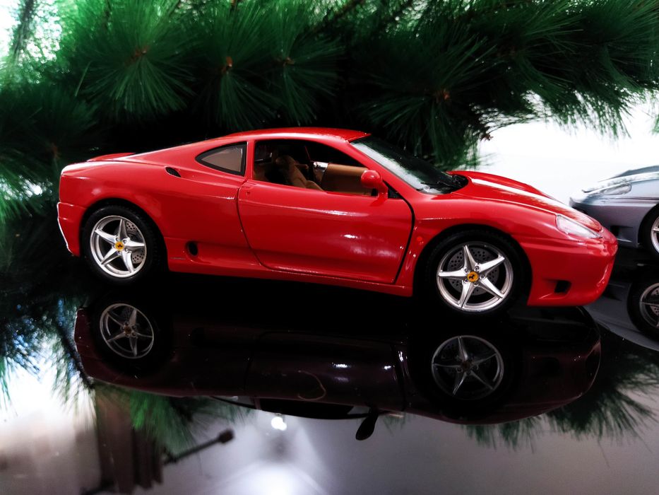Ferrari F360 Modena 1/18 Bburago