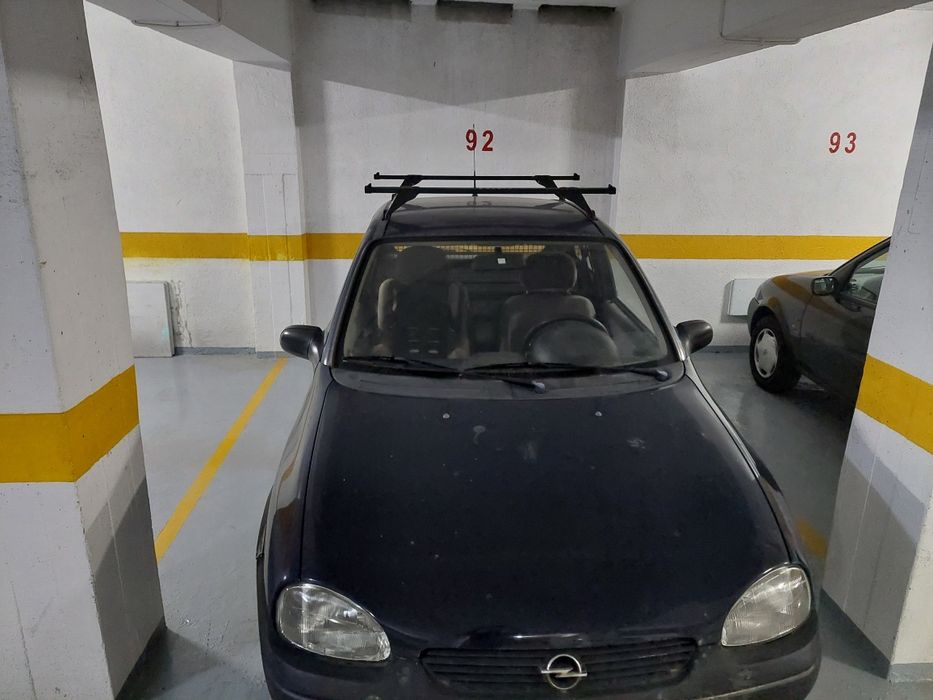 Lugar estacionamento lisboa