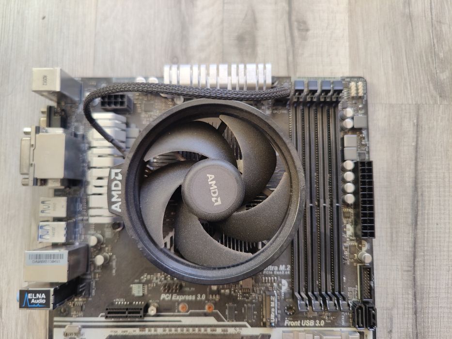 Материнська плата ASRock x370 (sAM4, AMD X370, PCI-Ex16) OEM