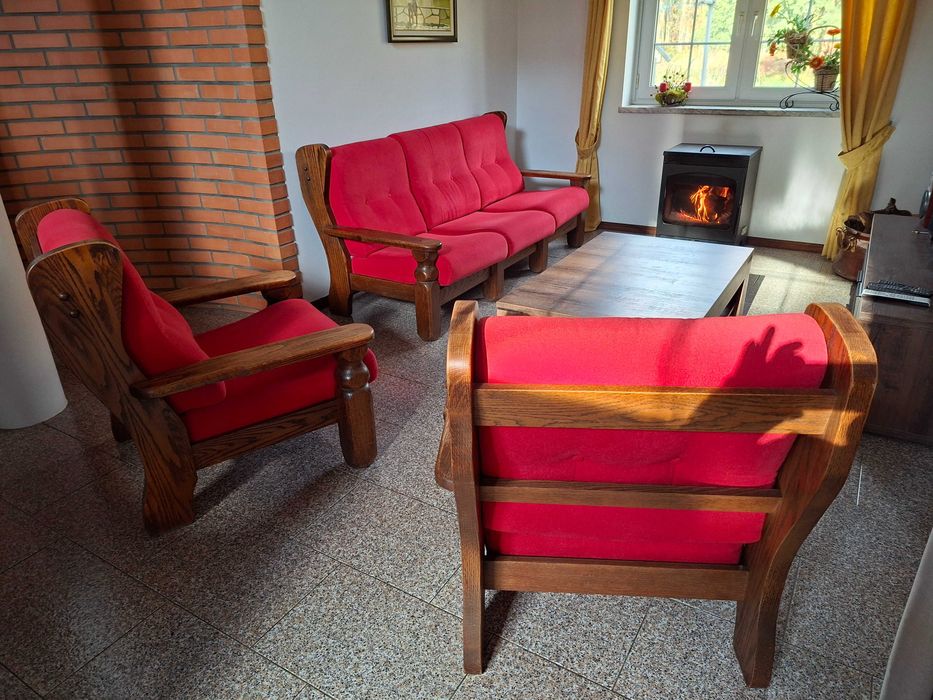 sofá de 3 lugares mais dois cadeirões