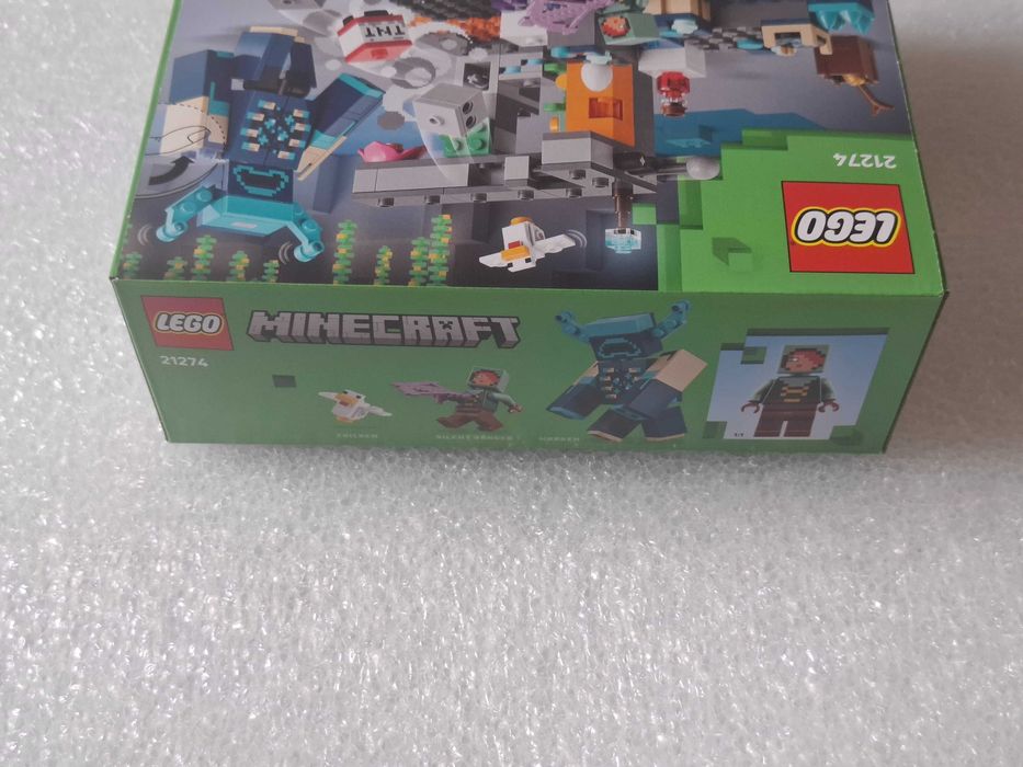 LEGO Minecraft Зустріч із Боронителем (21274)
