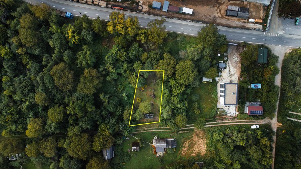 Земельна ділянка під забудову по вул. Пилипа Орлика