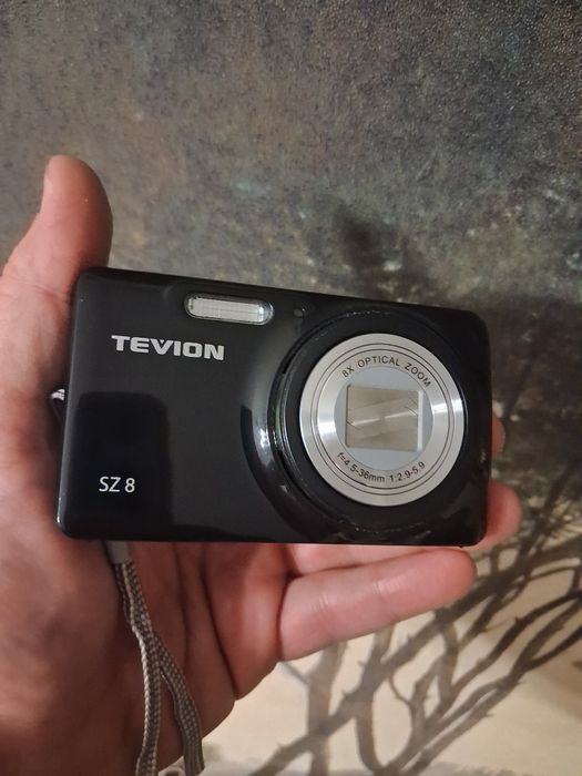 Цифровой фотоаппарат Supra Tevion SZ8
