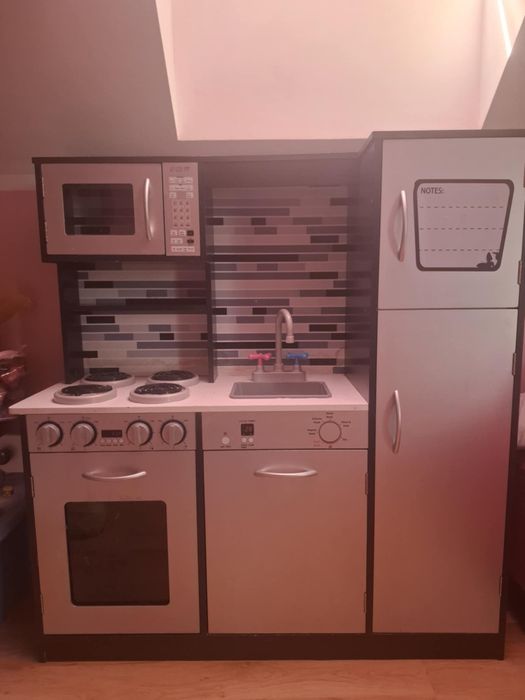 Kuchnia drewniana zabawka