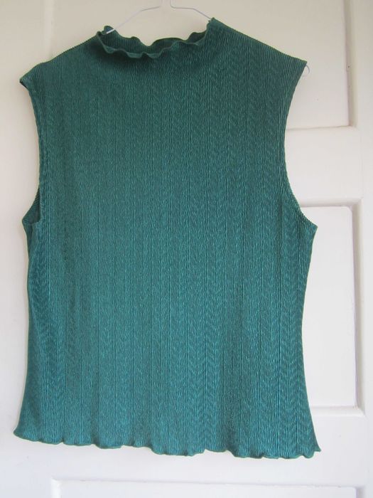 Blusa Verde M canelada e cintada Shein manga à cava