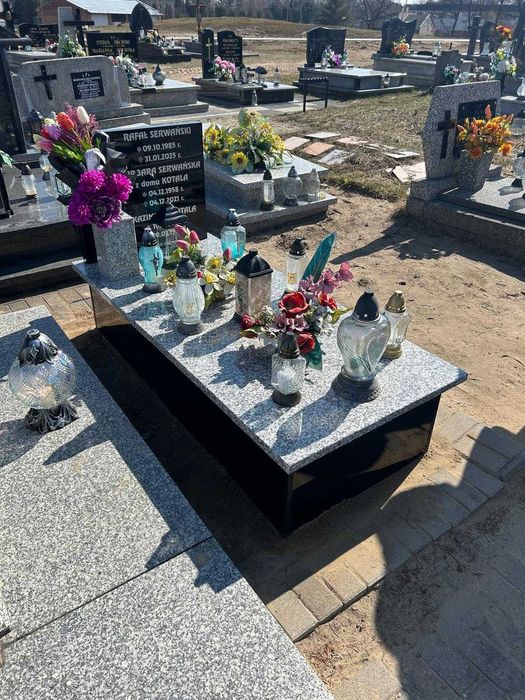 Nagrobek z płytą granitową, niska cena, montaż w całej Polsce.