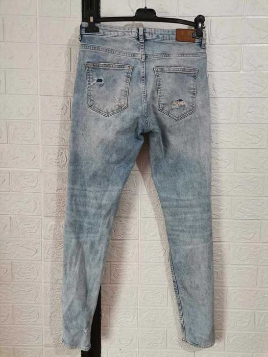 spodnie m/38 cena 20 zł