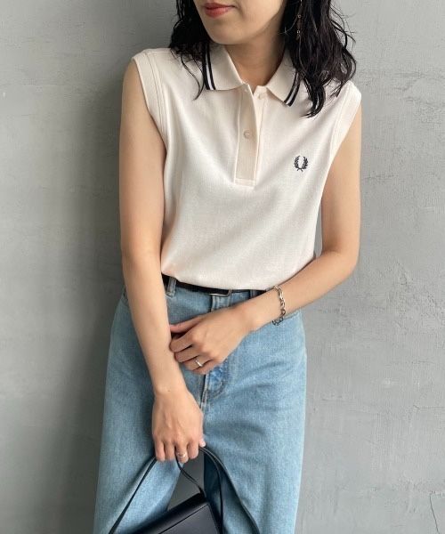 Жіноча майка FRED PERRY