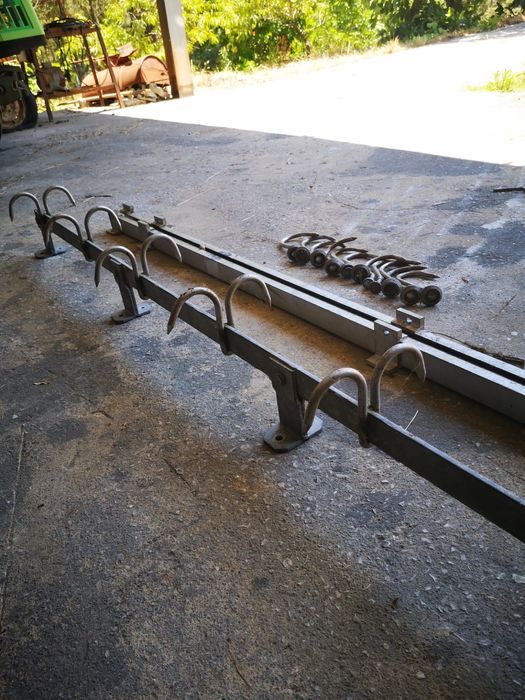 Ganchos + Trilho Pendurar Carne