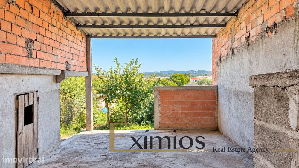 Moradia V4 com garagem, em Vila do Conde