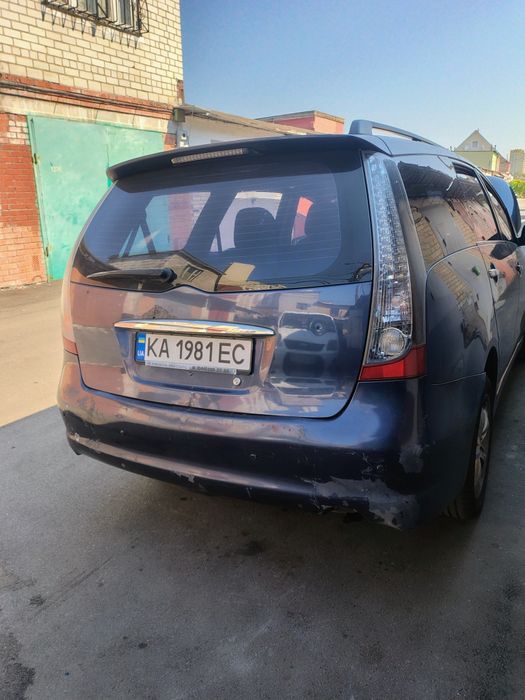 Mitsubishi grandis